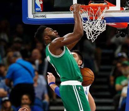 颜骏凌：夺冠的过程每年都不一样，4座中超冠军每一个都不同（颜骏凌：夺冠之路年年不同，四座中超桂冠各具特色）