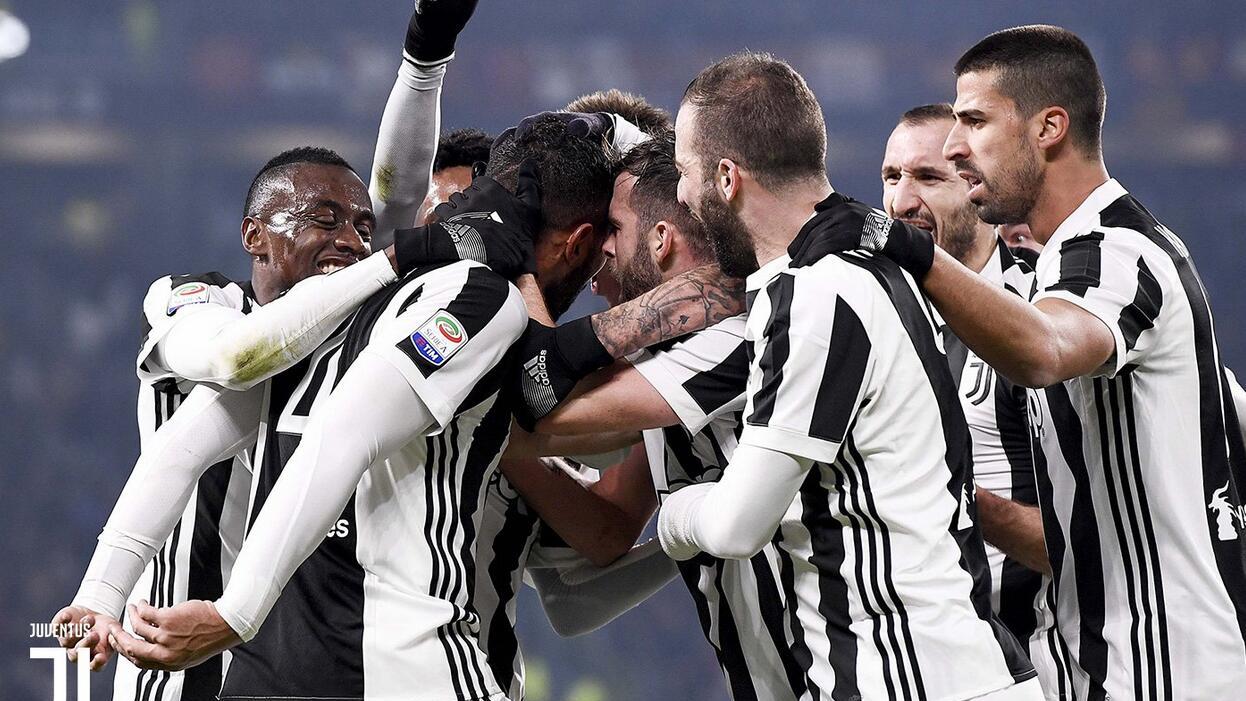 李贤重昨日对阵中国队的9记三分，打破了世预赛单场三分纪录（李贤重昨战中国队轰进9记三分，刷新世预赛单场三分纪录）