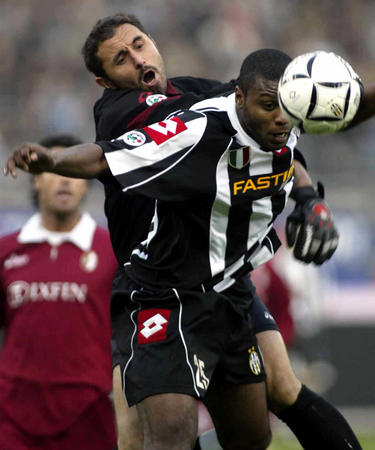 观察：和AC米兰传出绯闻的18岁昂热前锋谢里夫（18岁昂热锋线新星谢里夫与AC米兰传出转会绯闻）