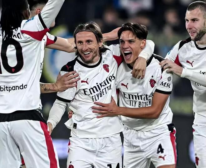 NBA交易市场动态：湖人完成外援签约,（湖人官宣外援加盟：NBA交易市场最新进展）