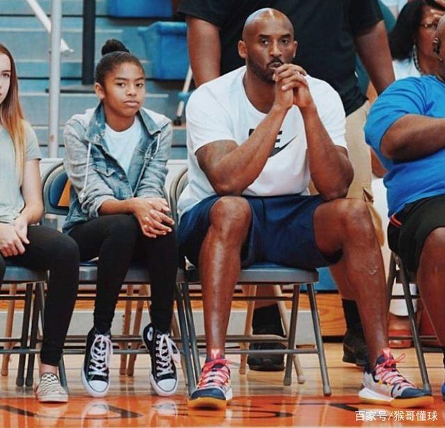 每体：巴萨吉祥物加泰猫影响力巨大，俱乐部希望借此带来收入（每体：巴萨看好吉祥物＂加泰猫＂的号召力，拟借此拓展营收）