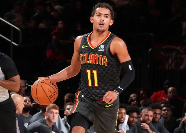 巴萨联赛大名单：什琴斯尼因肠胃炎未能入选，阿劳霍继续缺席（巴萨联赛名单出炉：什琴斯尼因肠胃炎落选，阿劳霍仍缺席）