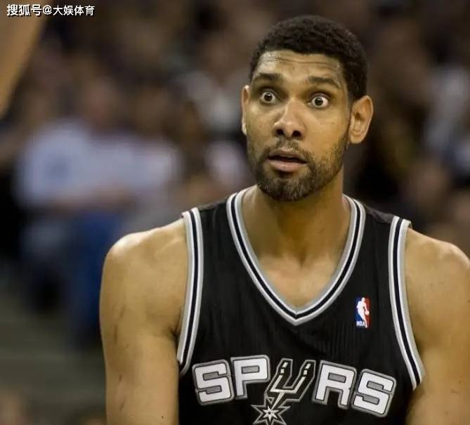 迪亚斯本赛季19场已送出6次助攻，超过上赛季整个赛季（迪亚斯本季19战送出6助攻，已超上季总数）