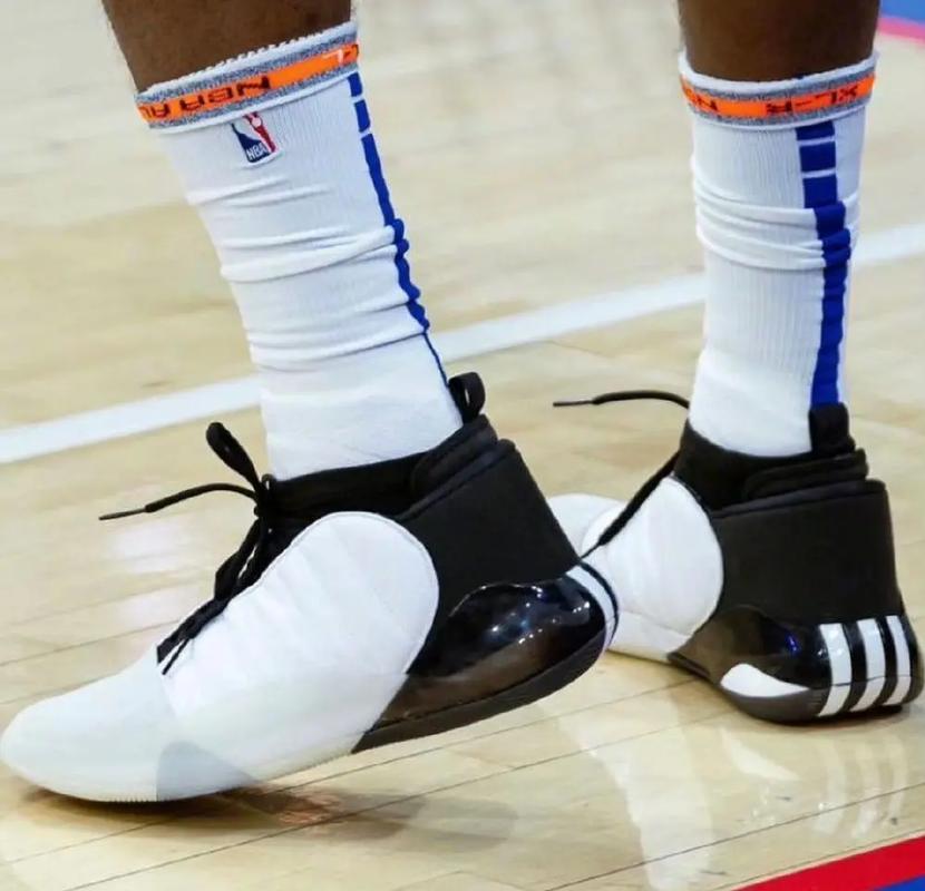 德转列美国球员历史身价前10：普利希奇6000万欧元第1（德转发布美国球员历史身价前十：普利希奇以6000万欧居首）